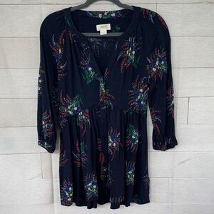 Anthropologie boho Maeve Navy Floral Top size small